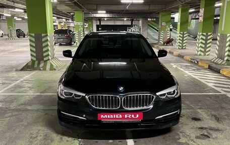 BMW 5 серия, 2018 год, 2 699 999 рублей, 3 фотография