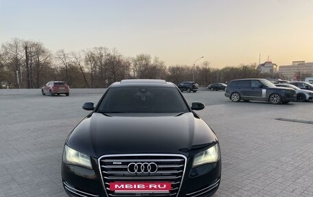 Audi A8, 2011 год, 1 790 000 рублей, 7 фотография