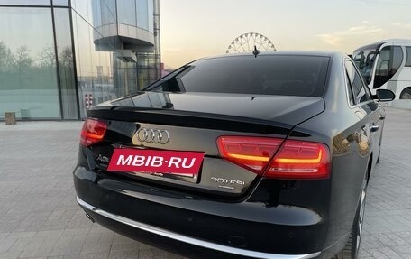 Audi A8, 2011 год, 1 790 000 рублей, 8 фотография
