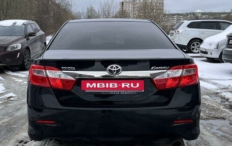 Toyota Camry, 2012 год, 1 850 000 рублей, 6 фотография