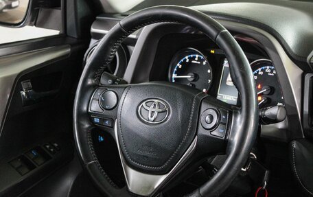 Toyota RAV4, 2017 год, 2 280 000 рублей, 11 фотография
