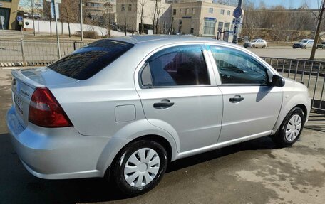 Chevrolet Aveo III, 2011 год, 390 000 рублей, 2 фотография