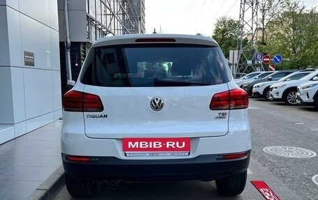 Volkswagen Tiguan I, 2016 год, 1 740 000 рублей, 4 фотография