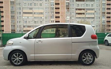 Toyota Porte II, 2004 год, 585 000 рублей, 4 фотография