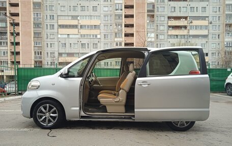 Toyota Porte II, 2004 год, 585 000 рублей, 5 фотография
