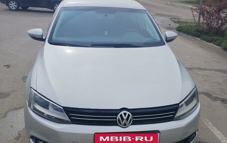 Volkswagen Jetta VI, 2013 год, 680 000 рублей, 4 фотография