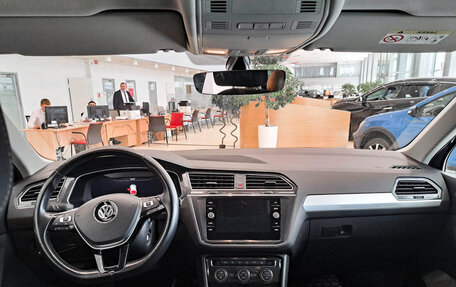 Volkswagen Tiguan II, 2017 год, 3 154 000 рублей, 14 фотография