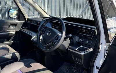 Honda Stepwgn IV, 2018 год, 3 400 000 рублей, 1 фотография