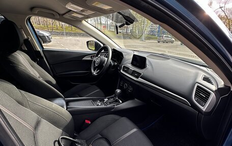 Mazda 3, 2017 год, 1 850 000 рублей, 9 фотография