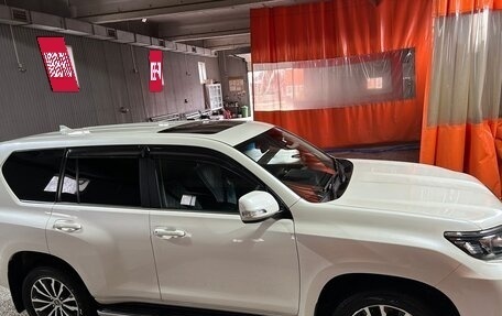 Toyota Land Cruiser Prado 150 рестайлинг 2, 2018 год, 4 494 977 рублей, 2 фотография