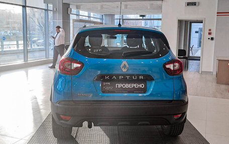 Renault Kaptur I рестайлинг, 2018 год, 1 715 000 рублей, 6 фотография