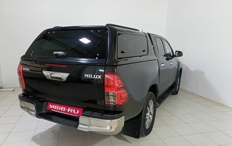 Toyota Hilux VIII, 2019 год, 3 550 000 рублей, 6 фотография