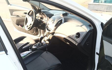 Chevrolet Cruze II, 2013 год, 980 000 рублей, 9 фотография