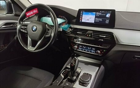 BMW 5 серия, 2019 год, 3 699 000 рублей, 20 фотография
