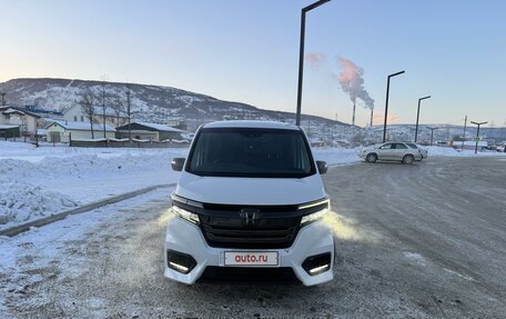 Honda Stepwgn IV, 2018 год, 3 400 000 рублей, 11 фотография