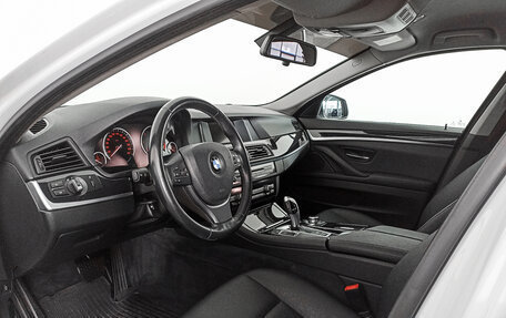 BMW 5 серия, 2016 год, 3 047 000 рублей, 16 фотография