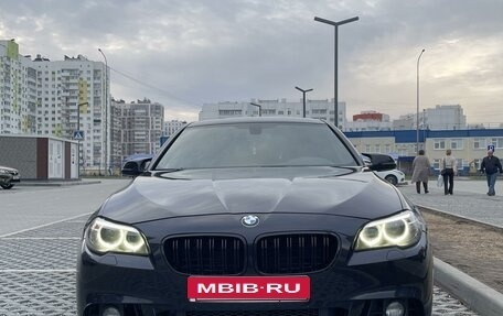 BMW 5 серия, 2013 год, 2 330 000 рублей, 2 фотография