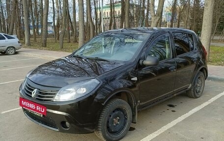 Renault Sandero I, 2012 год, 490 000 рублей, 2 фотография