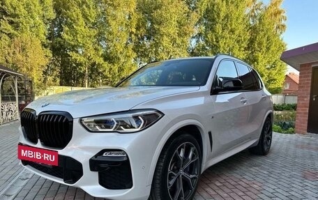 BMW X5, 2019 год, 8 900 000 рублей, 2 фотография