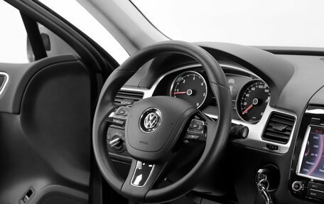 Volkswagen Touareg III, 2013 год, 1 996 000 рублей, 11 фотография