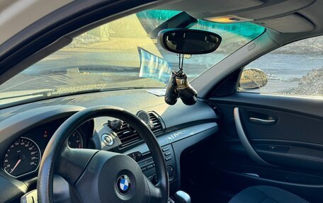 BMW 1 серия, 2009 год, 1 050 000 рублей, 7 фотография