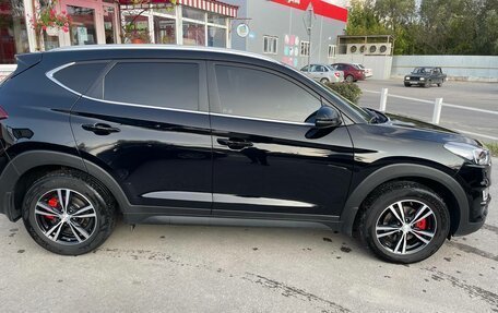 Hyundai Tucson III, 2018 год, 2 850 000 рублей, 2 фотография