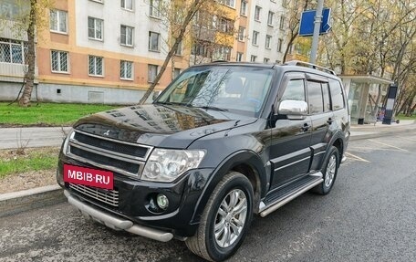 Mitsubishi Pajero IV, 2013 год, 2 200 000 рублей, 4 фотография