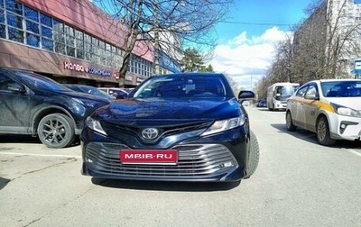 Toyota Camry, 2019 год, 2 700 000 рублей, 1 фотография