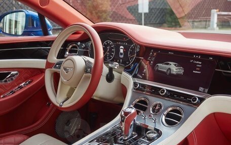 Bentley Continental GT III, 2019 год, 20 000 000 рублей, 3 фотография