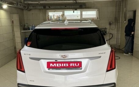 Cadillac XT5 I рестайлинг, 2021 год, 4 800 000 рублей, 4 фотография