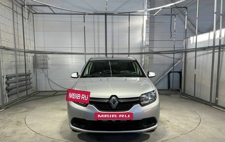 Renault Logan II, 2018 год, 1 099 000 рублей, 2 фотография