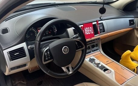 Jaguar XF I рестайлинг, 2013 год, 1 820 000 рублей, 8 фотография