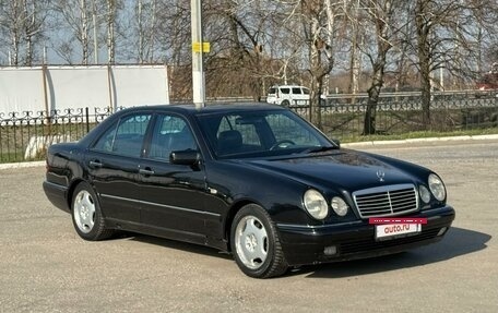 Mercedes-Benz E-Класс, 1999 год, 599 000 рублей, 11 фотография
