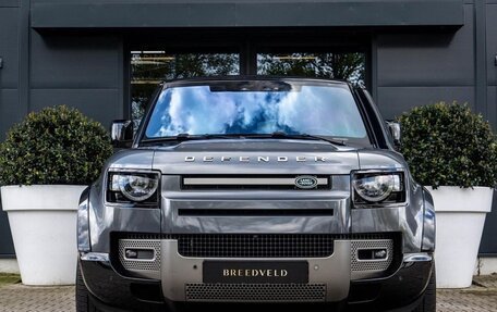 Land Rover Defender II, 2021 год, 10 000 000 рублей, 2 фотография