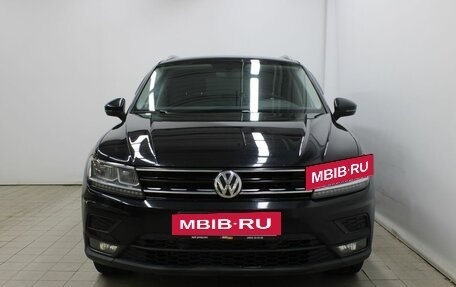 Volkswagen Tiguan II, 2017 год, 2 780 000 рублей, 2 фотография