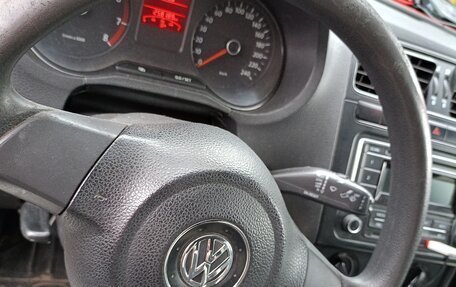 Volkswagen Polo VI (EU Market), 2013 год, 600 000 рублей, 3 фотография
