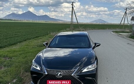 Lexus ES VII, 2018 год, 4 000 000 рублей, 4 фотография
