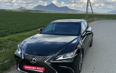Lexus ES VII, 2018 год, 4 000 000 рублей, 5 фотография