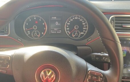Volkswagen Jetta VI, 2013 год, 1 150 000 рублей, 4 фотография