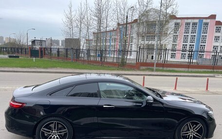 Mercedes-Benz E-Класс, 2018 год, 5 875 000 рублей, 8 фотография