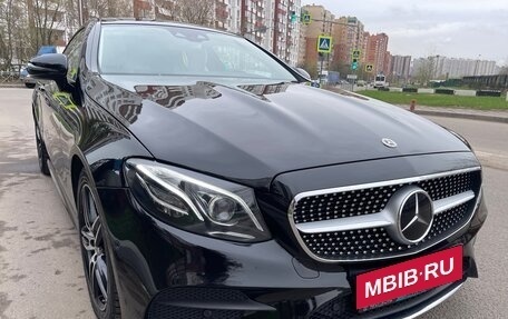 Mercedes-Benz E-Класс, 2018 год, 5 875 000 рублей, 9 фотография