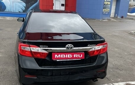 Toyota Camry, 2013 год, 2 350 000 рублей, 10 фотография