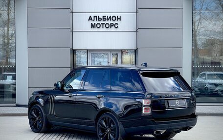 Land Rover Range Rover IV рестайлинг, 2021 год, 19 000 000 рублей, 3 фотография