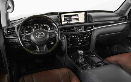 Lexus LX III, 2017 год, 7 800 000 рублей, 7 фотография