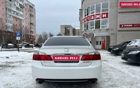 Honda Accord IX рестайлинг, 2013 год, 1 820 000 рублей, 10 фотография