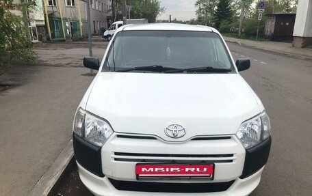 Toyota Probox I, 2015 год, 900 000 рублей, 4 фотография