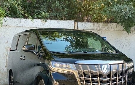 Toyota Alphard III, 2018 год, 6 500 000 рублей, 2 фотография