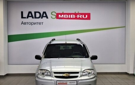 Chevrolet Niva I рестайлинг, 2010 год, 549 000 рублей, 2 фотография