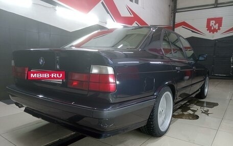 BMW 5 серия, 1994 год, 950 000 рублей, 8 фотография