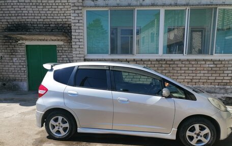 Honda Fit III, 2012 год, 945 000 рублей, 4 фотография